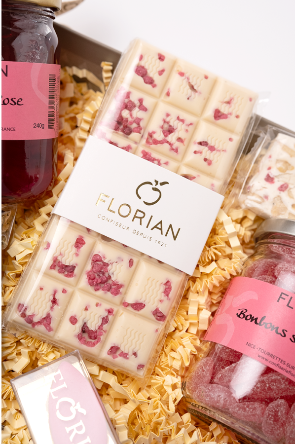 Panier de gourmandises à la rose - Confiserie Florian