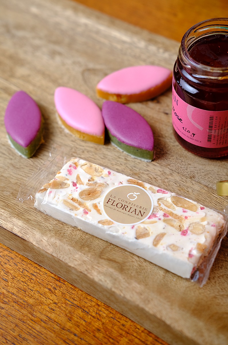 Calissons aux fleurs - Nougat à la rose - Confiserie Florian