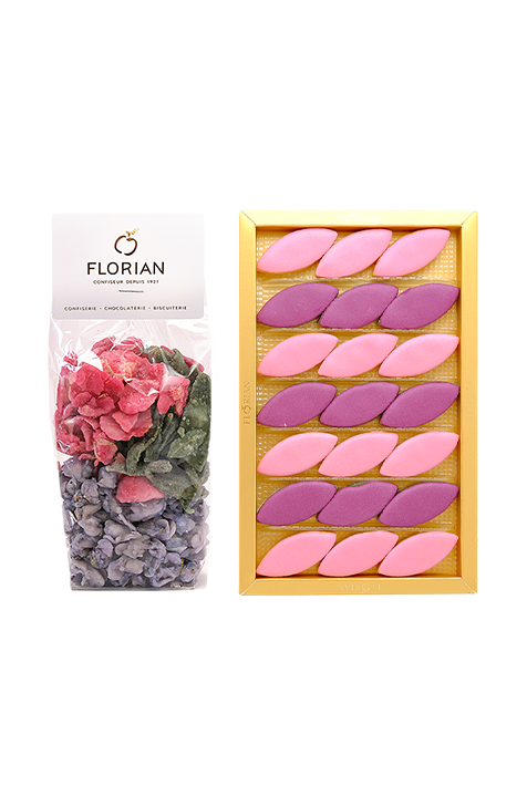 Lot de confiseries aux fleurs : fleurs cristallisées et calissons à la rose et à la violette