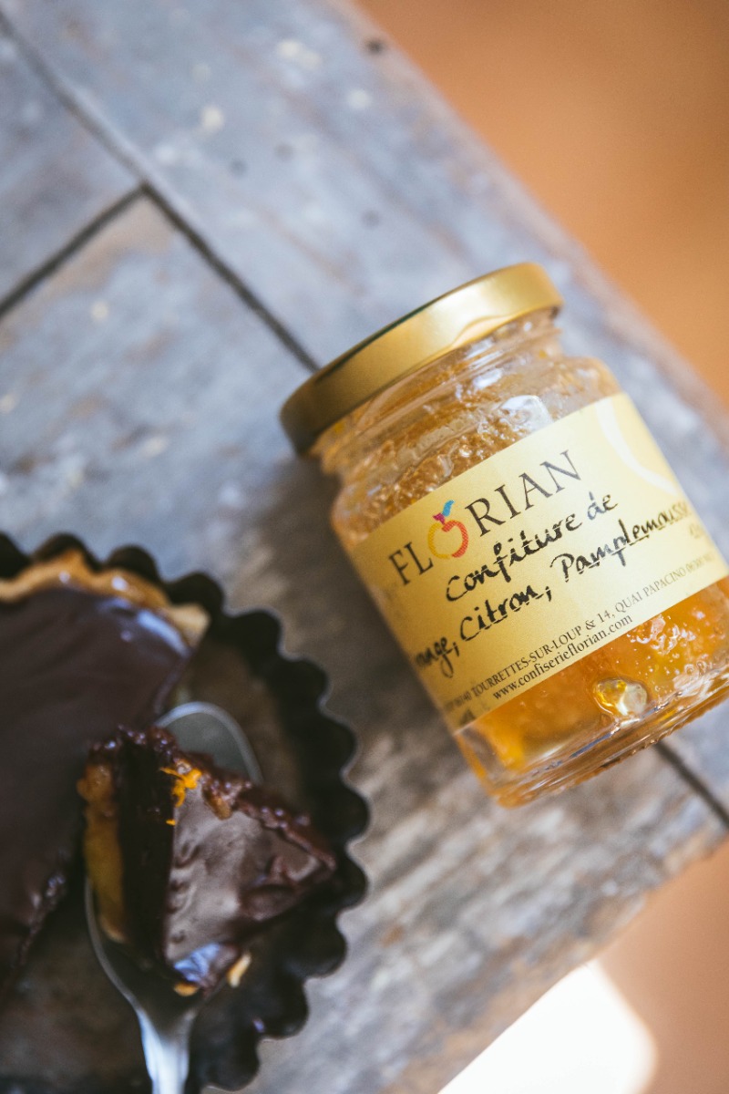 Tartelette au chocolat et confiture d'agrumes